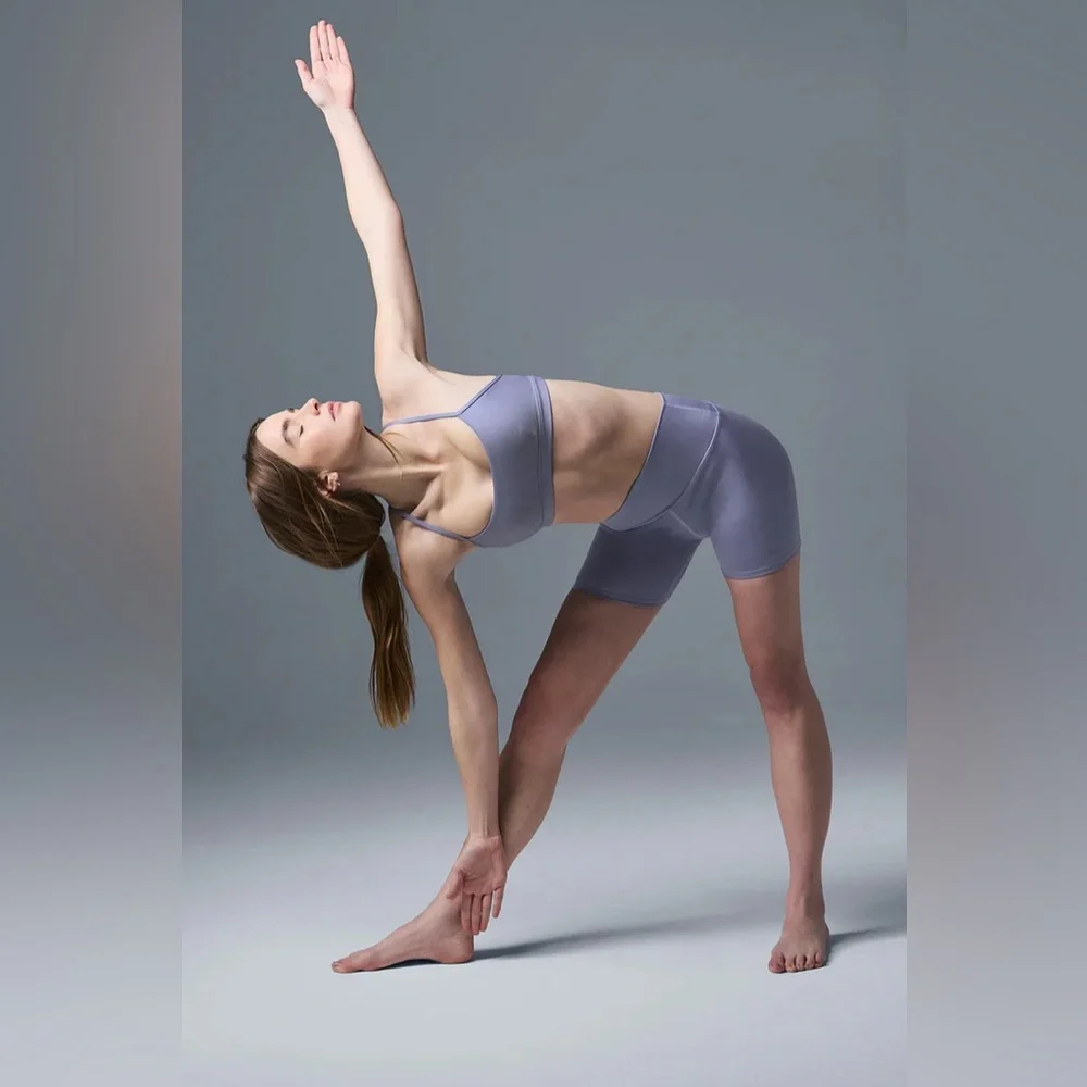 ALO YOGA | ✨NEW✨ Airlift Energy Short in Lilac Blue